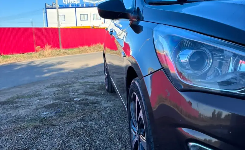 Hyundai Solaris 2015 года за 4 500 000 тг. в Западно-Казахстанская область фото 4