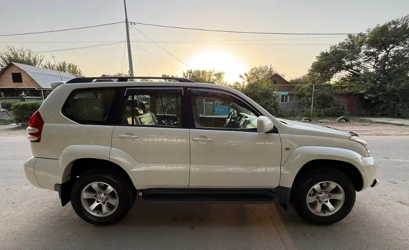 Toyota Land Cruiser Prado 2007 года за 11 600 000 тг. в Алматы фото 4