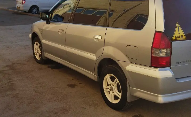 Mitsubishi Space Wagon 2002 года за 4 000 000 тг. в Актау фото 3