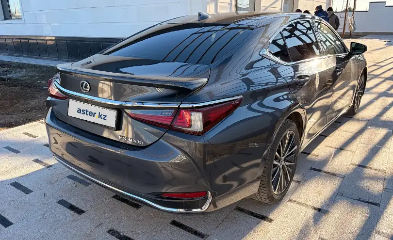 Lexus ES 2022 года за 19 000 000 тг. в Астана фото 4