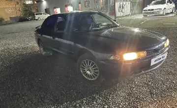 Mitsubishi Galant 1996 года за 1 250 000 тг. в Караганда фото 3