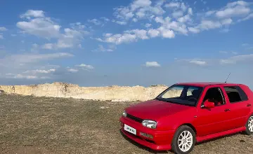 Volkswagen Golf 1997 года за 2 200 000 тг. в Астана фото 1