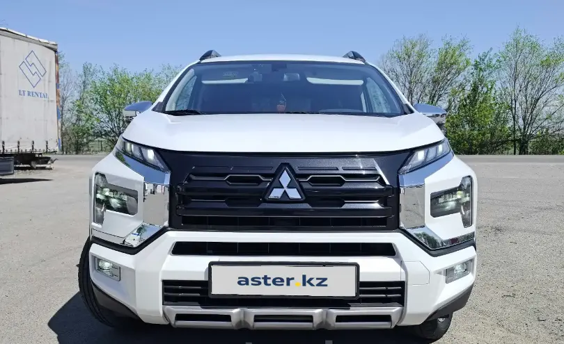 Mitsubishi Xpander 2024 года за 11 500 000 тг. в Алматы фото 2