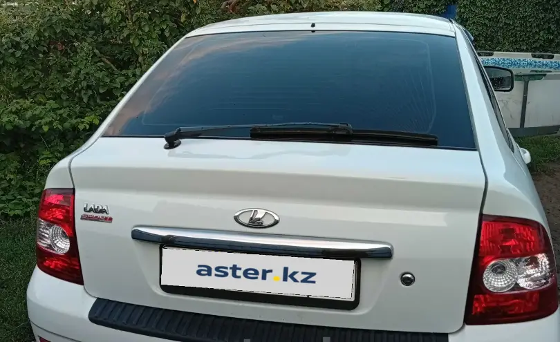 LADA (ВАЗ) Priora 2013 года за 1 900 000 тг. в Павлодарская область фото 2