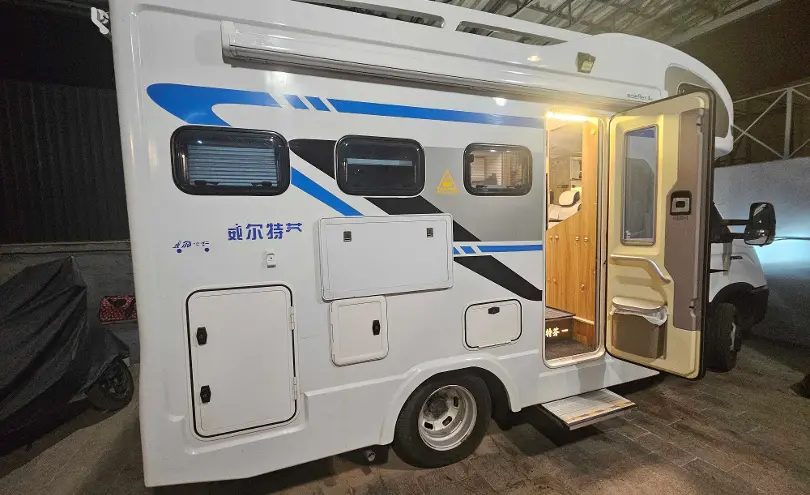 IVECO Daily 2022 года за 40 500 000 тг. в Алматы фото 4