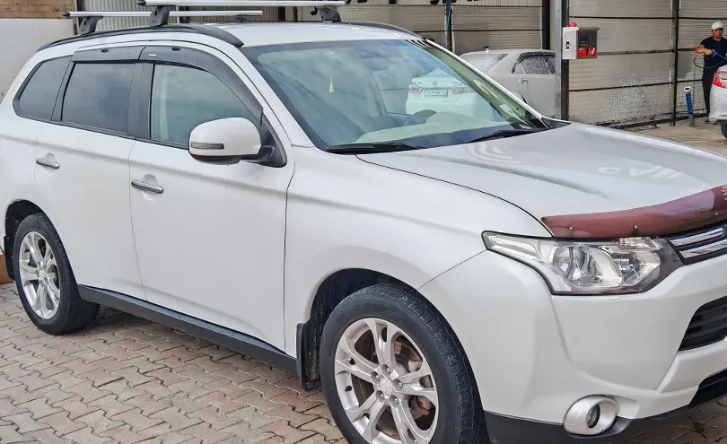 Mitsubishi Outlander 2013 года за 6 500 000 тг. в Актау фото 4