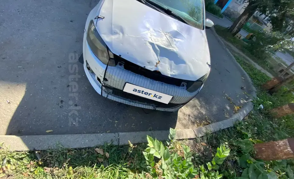 Volkswagen Polo 2011 года за 1 600 000 тг. в Усть-Каменогорск фото 2