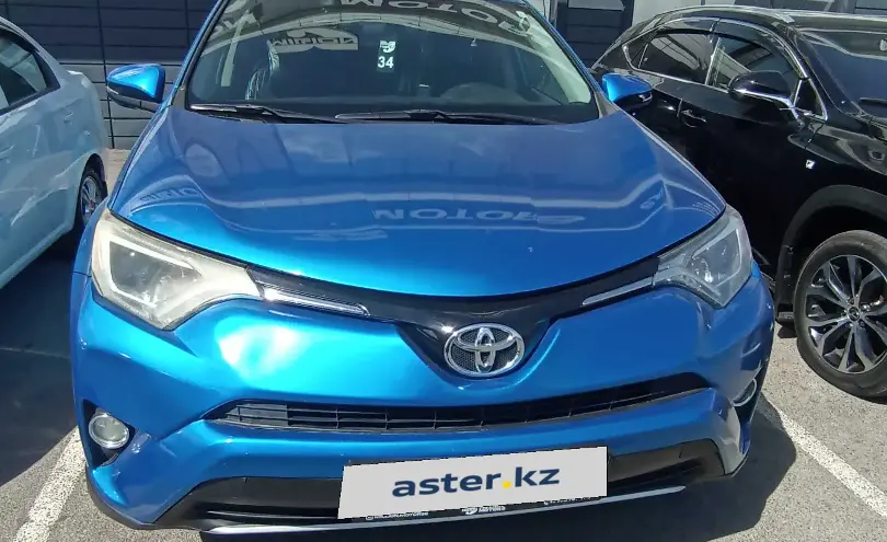 Toyota RAV4 2016 года за 8 500 000 тг. в Шымкент