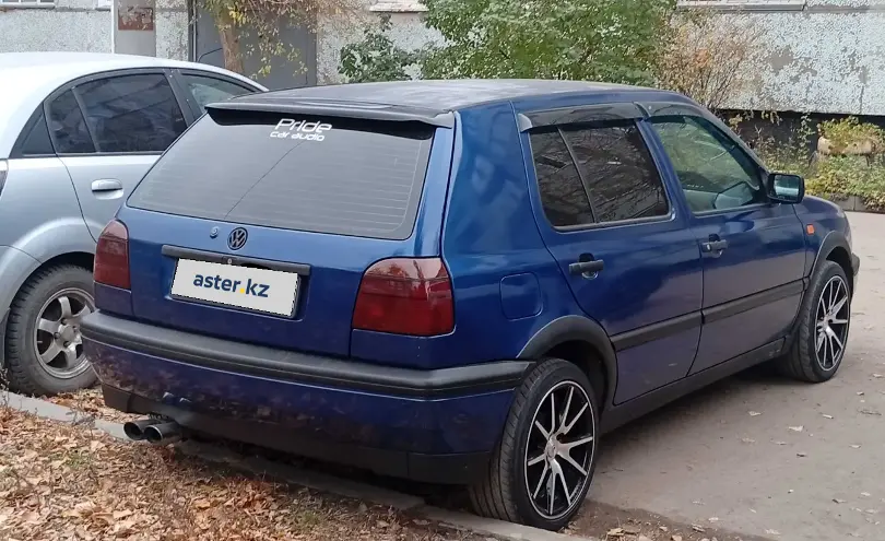 Volkswagen Golf 1993 года за 1 500 000 тг. в Павлодарская область фото 4
