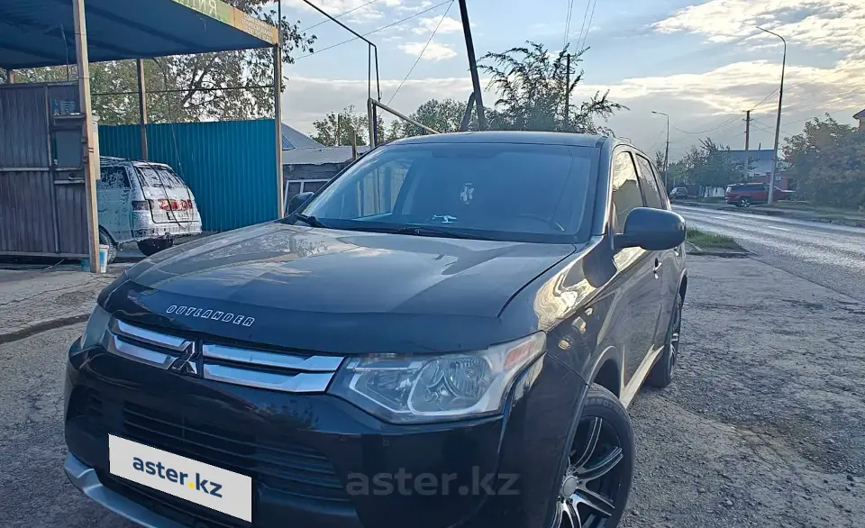 Mitsubishi Outlander 2014 года за 6 600 000 тг. в Астана