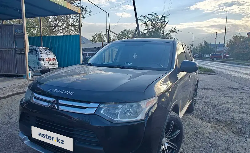 Mitsubishi Outlander 2014 года за 6 600 000 тг. в Астана фото 1