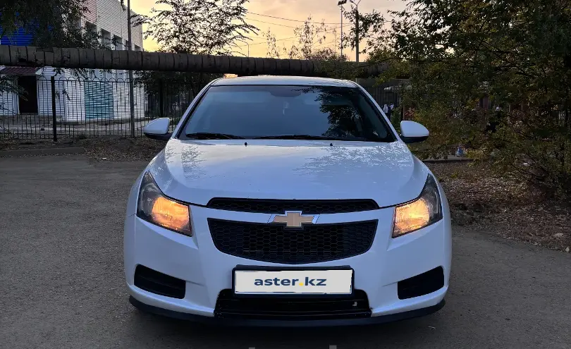 Chevrolet Cruze 2012 года за 3 700 000 тг. в Уральск фото 2