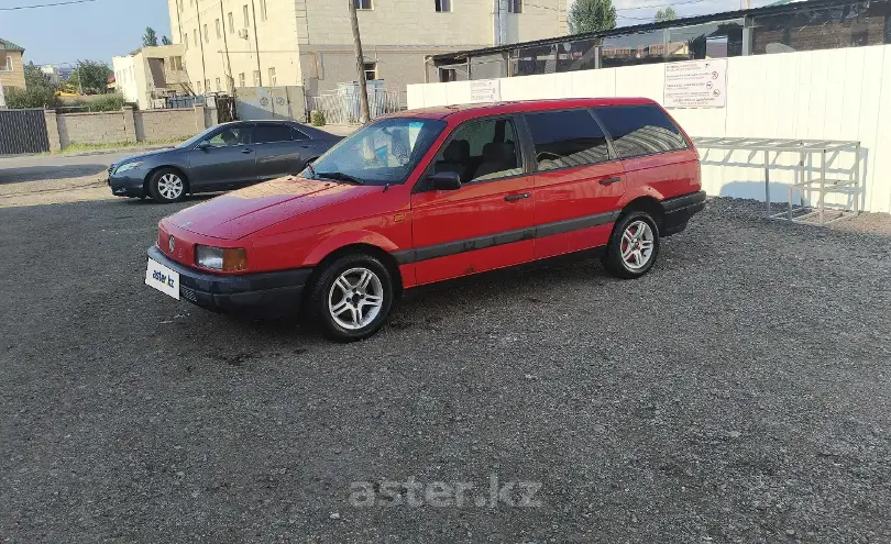 Volkswagen Passat 1992 года за 1 000 000 тг. в Астана
