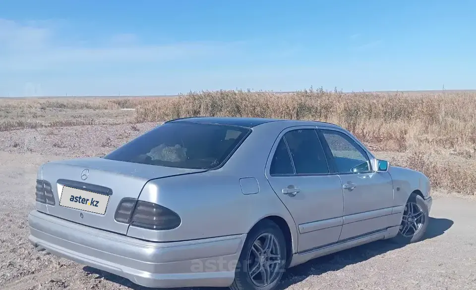 Mercedes-Benz E-Класс 1998 года за 1 750 000 тг. в Астана фото 4