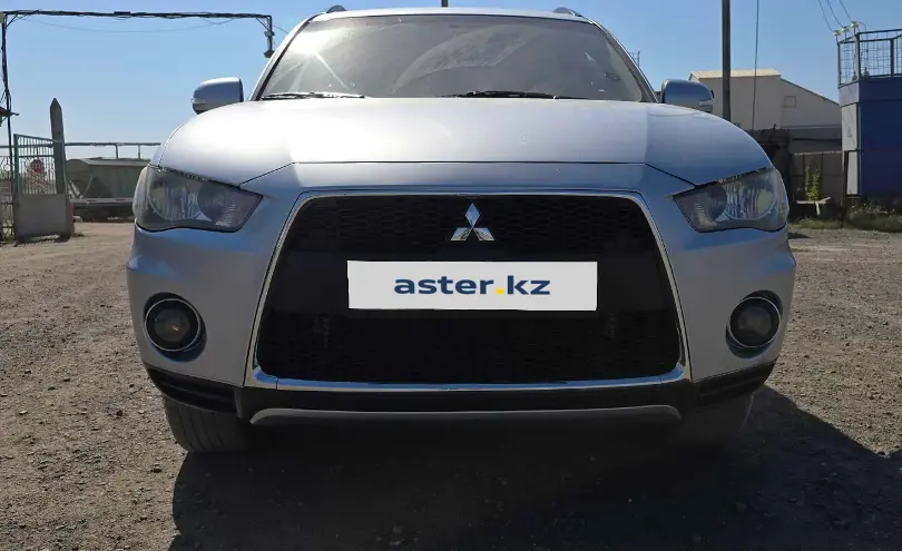 Mitsubishi Outlander 2010 года за 6 500 000 тг. в Астана