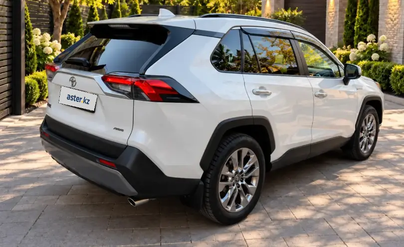 Toyota RAV4 2020 года за 15 000 000 тг. в Карагандинская область фото 3
