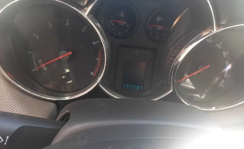 Chevrolet Cruze 2014 года за 4 000 000 тг. в Восточно-Казахстанская область фото 3