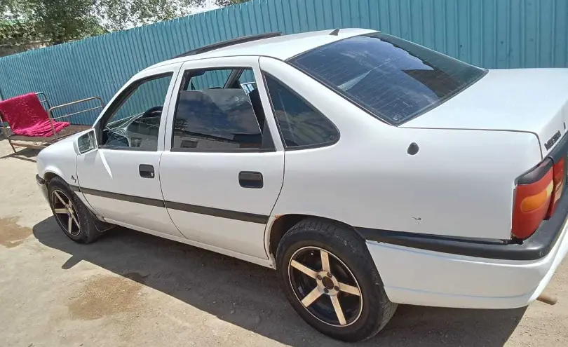 Opel Vectra 1993 года за 900 000 тг. в Кызылординская область фото 3