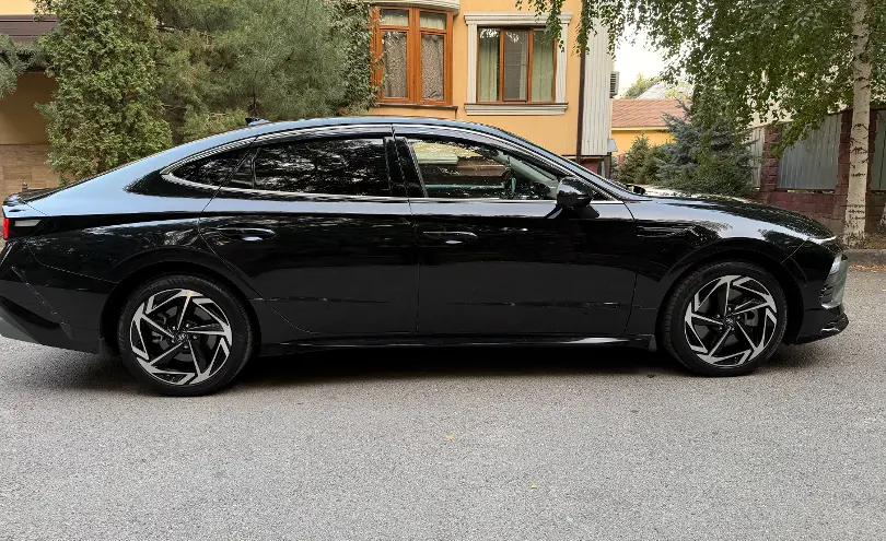 Hyundai Sonata 2023 года за 13 800 000 тг. в Алматы фото 5