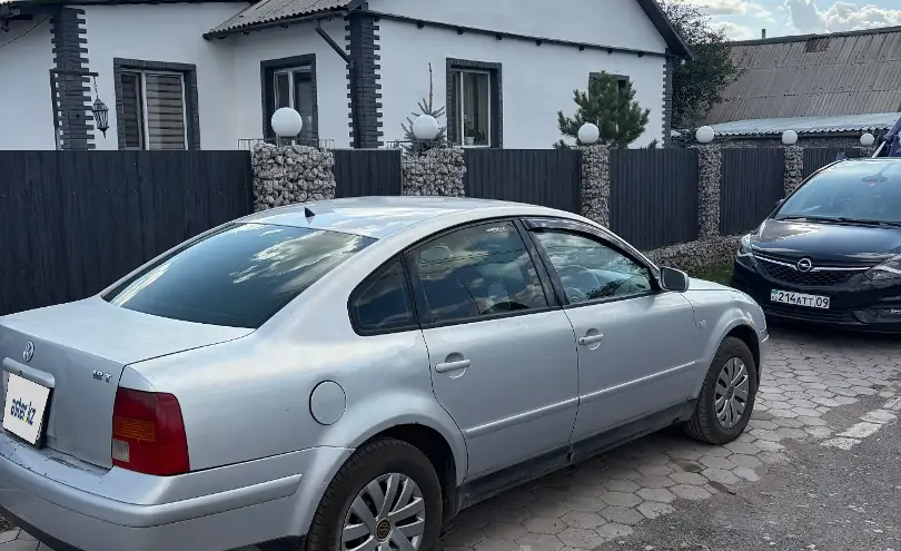 Volkswagen Passat 1997 года за 1 100 000 тг. в Карагандинская область фото 2