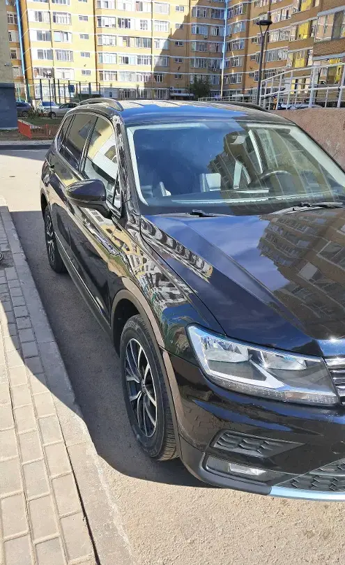 Volkswagen Tiguan 2021 года за 9 500 000 тг. в Семей фото 3