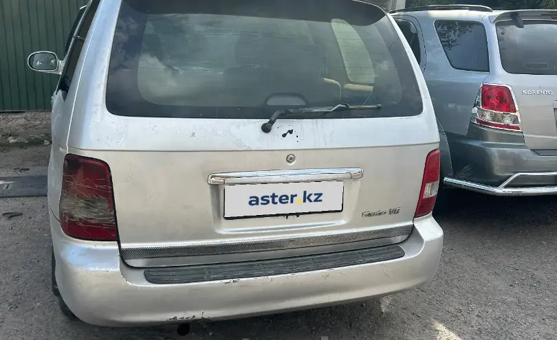 Kia Carnival 2001 года за 1 300 000 тг. в Шымкент фото 2