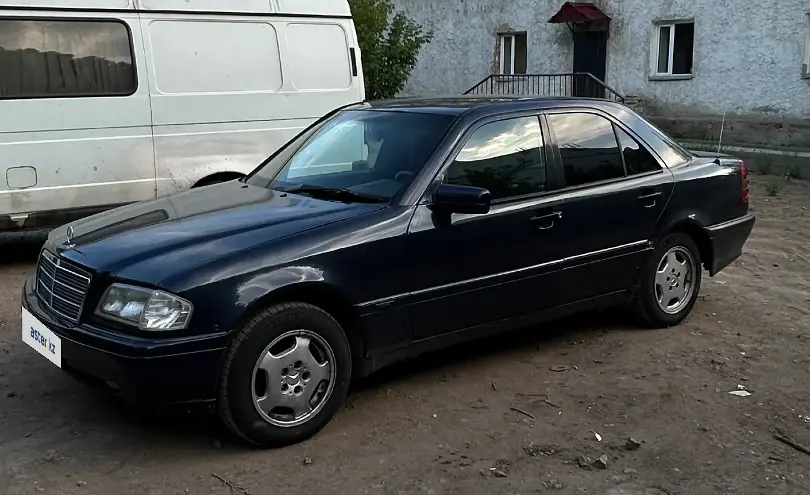Mercedes-Benz C-Класс 1995 года за 1 500 000 тг. в Караганда фото 1
