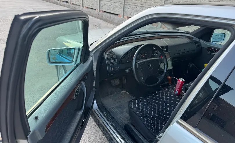 Mercedes-Benz C-Класс 1995 года за 2 500 000 тг. в Астана фото 5