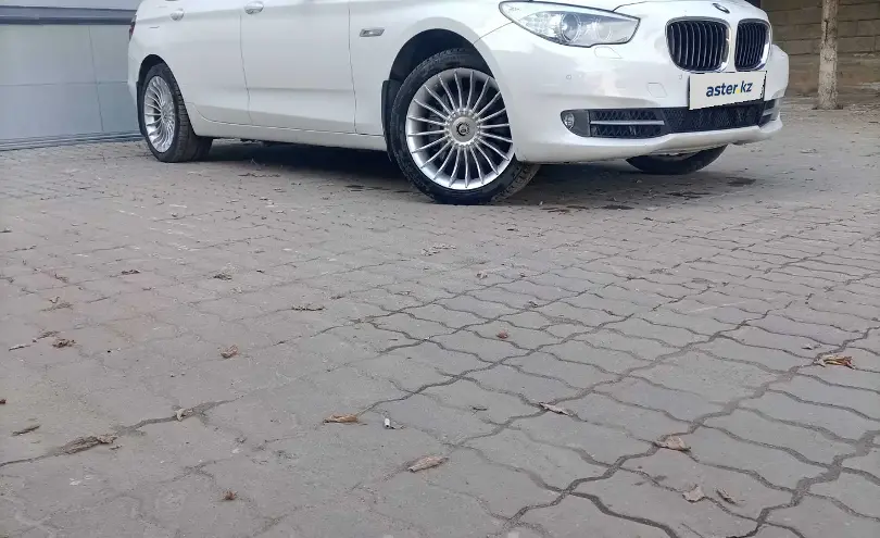 BMW 5 серии 2010 года за 7 300 000 тг. в Алматы фото 2