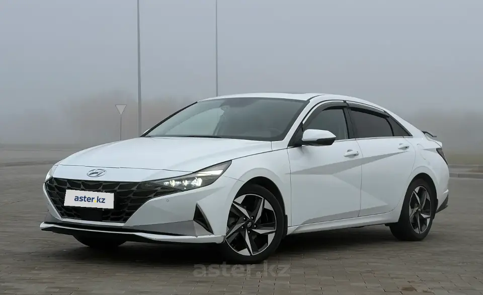 Hyundai Elantra 2021 года за 9 200 000 тг. в Астана