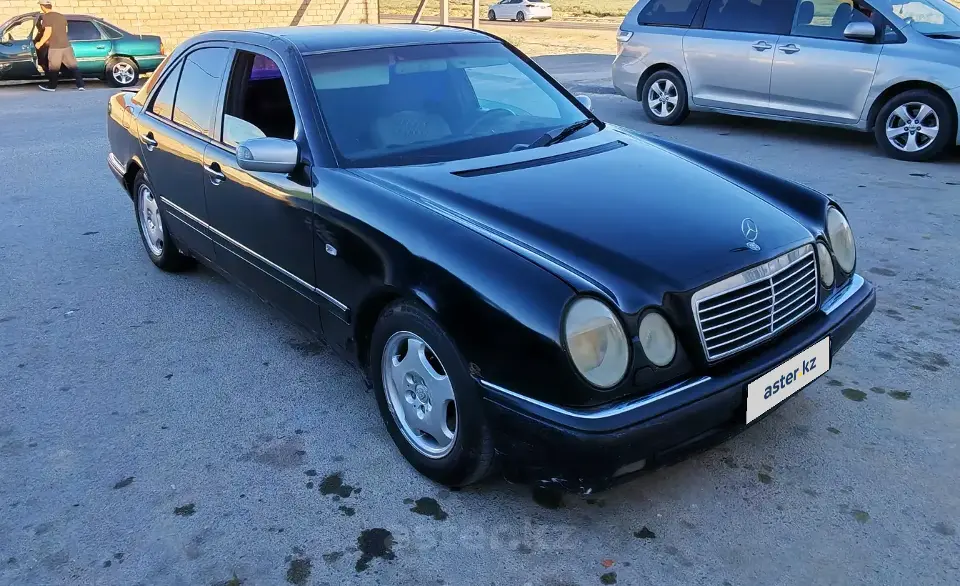 Mercedes-Benz E-Класс 1997 года за 2 000 000 тг. в Актау