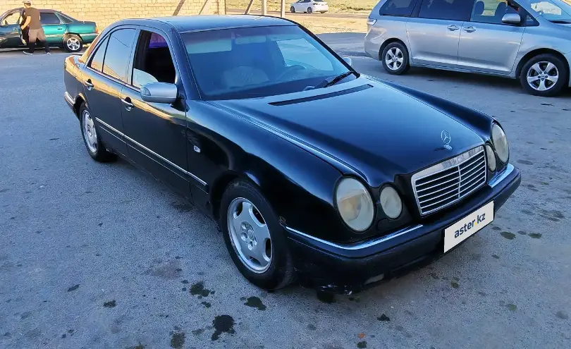 Mercedes-Benz E-Класс 1997 года за 2 000 000 тг. в Актау фото 1