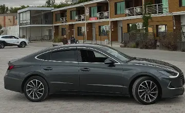 Hyundai Sonata 2021 года за 10 500 000 тг. в Мангистауская область фото 2