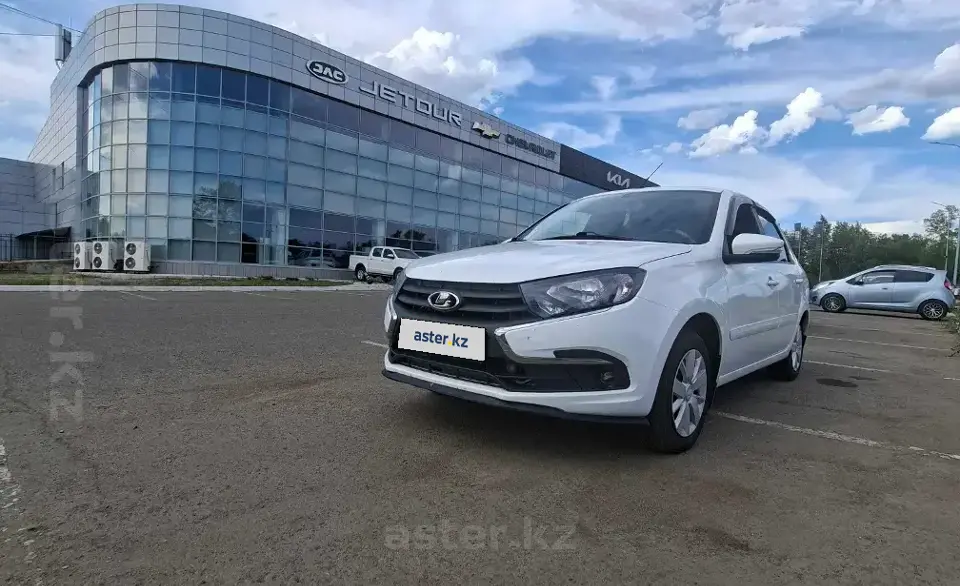 LADA (ВАЗ) Granta 2019 года за 3 500 000 тг. в Экибастуз фото 2