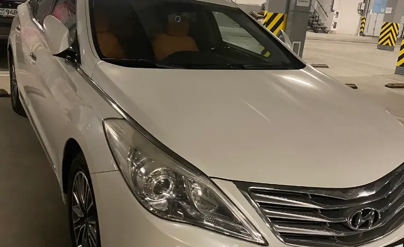 Hyundai Grandeur 2011 года за 7 700 000 тг. в Астана фото 2
