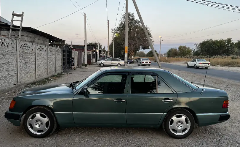 Mercedes-Benz E-Класс 1993 года за 2 000 000 тг. в Жамбылская область фото 4