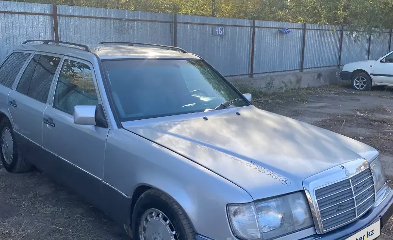 Mercedes-Benz E-Класс 1994 года за 1 500 000 тг. в Уральск фото 3