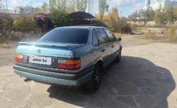 Volkswagen Passat 1991 года за 1 300 000 тг. в Караганда фото 4