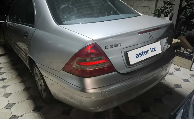 Mercedes-Benz C-Класс 2001 года за 2 500 000 тг. в Шымкент фото 2