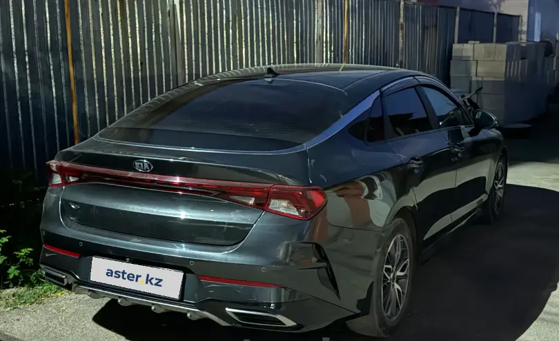 Kia K5 2020 года за 10 000 000 тг. в Алматы фото 2