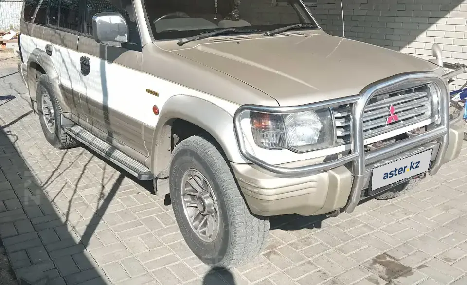 Mitsubishi Pajero 1996 года за 3 600 000 тг. в Алматы фото 2