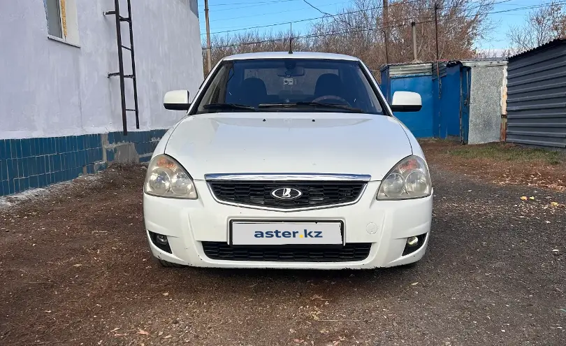 LADA (ВАЗ) Priora 2014 года за 3 500 000 тг. в Астана фото 2