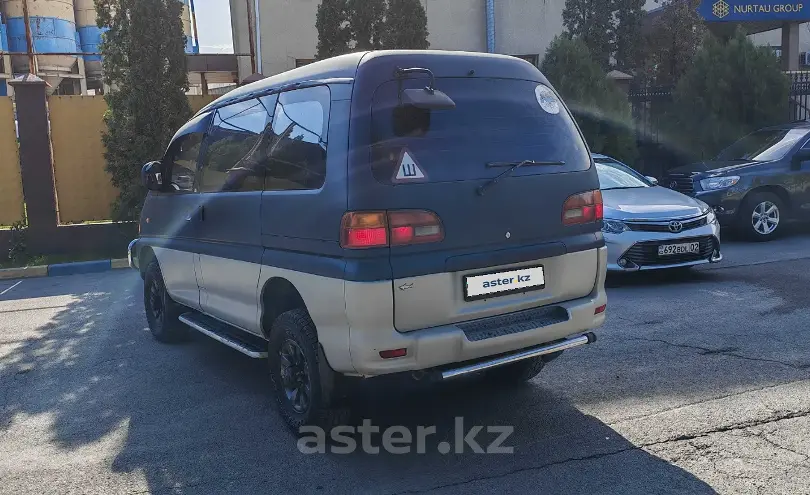 Mitsubishi Delica 1995 года за 4 200 000 тг. в Алматы фото 4