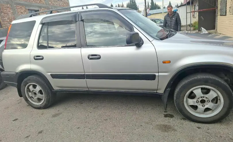 Honda CR-V 1996 года за 3 300 000 тг. в Восточно-Казахстанская область фото 3