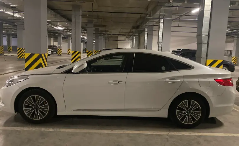 Hyundai Grandeur 2011 года за 7 700 000 тг. в Астана фото 4