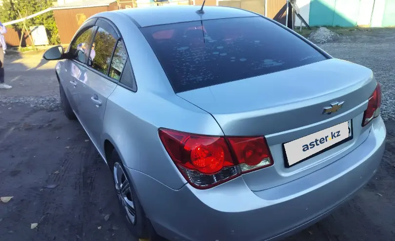 Chevrolet Cruze 2014 года за 3 700 000 тг. в Семей фото 4