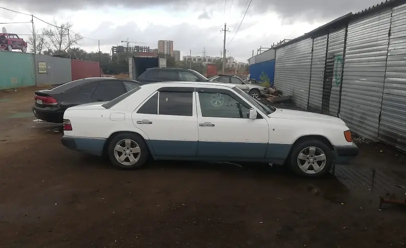 Mercedes-Benz E-Класс 1992 года за 1 350 000 тг. в Астана фото 3
