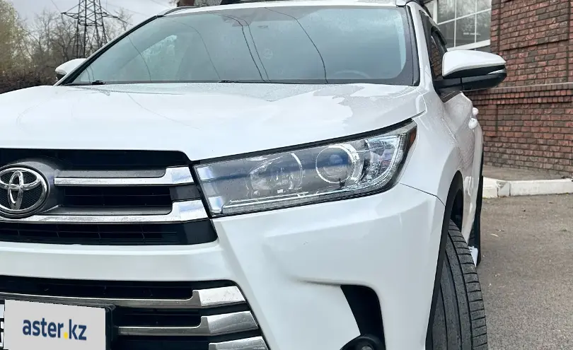 Toyota Highlander 2017 года за 21 000 000 тг. в Петропавловск фото 3