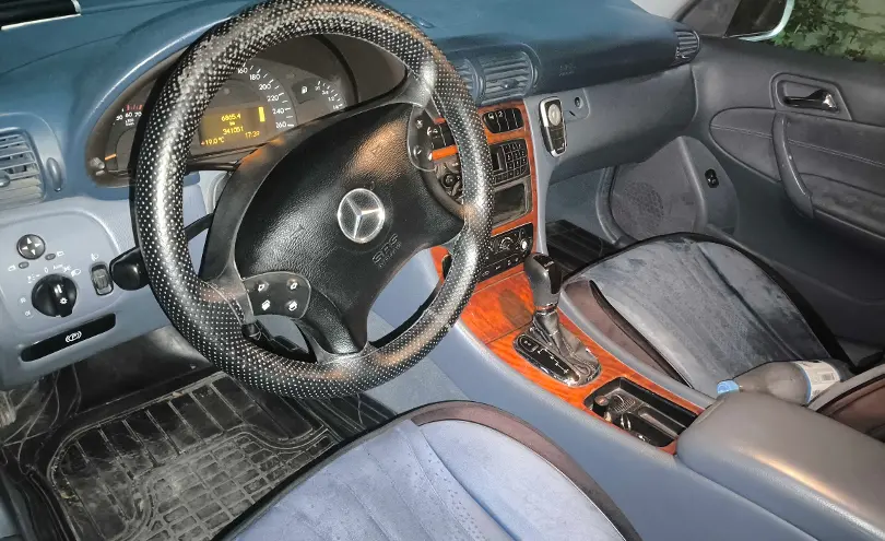 Mercedes-Benz C-Класс 2001 года за 2 500 000 тг. в Шымкент фото 3