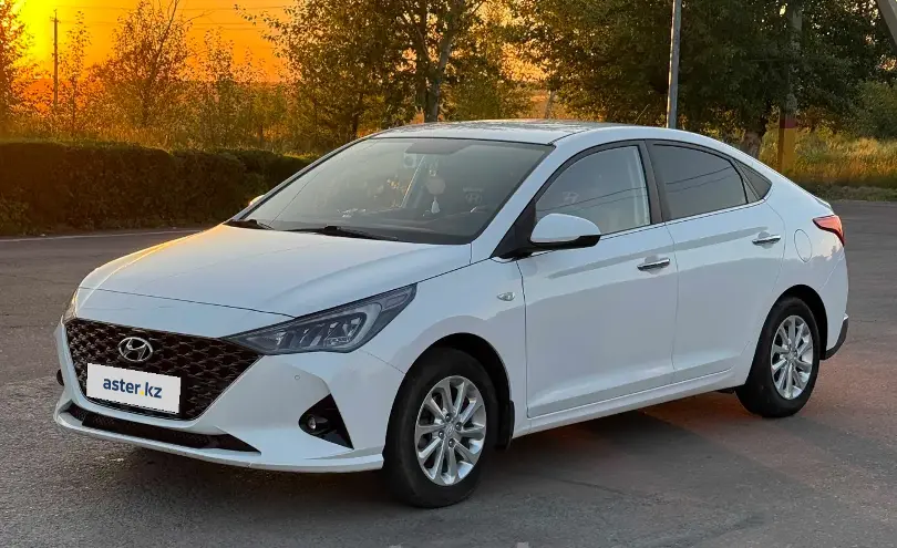 Hyundai Accent 2021 года за 7 200 000 тг. в Костанай